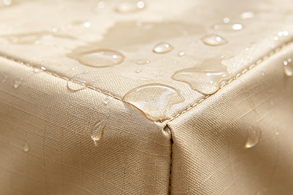 Housses de meubles en polyester 600D avec revêtement PVC