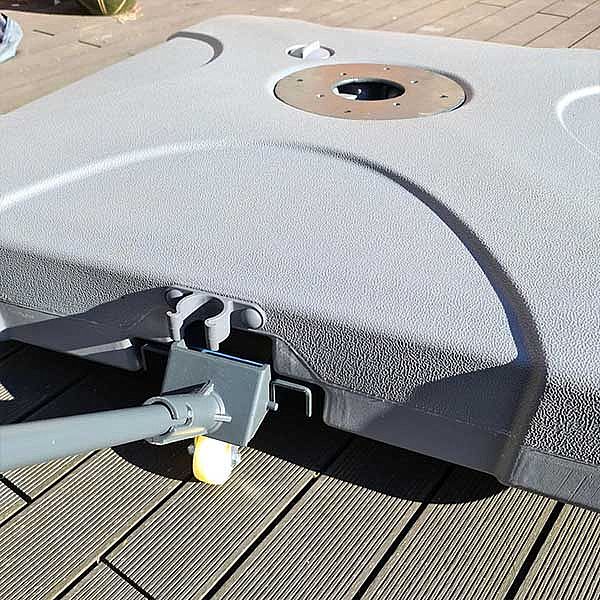 Base de parasol en plastique avec roulettes - 12U02P