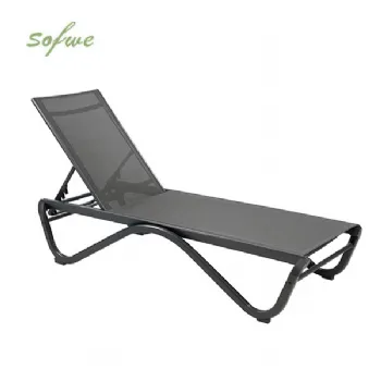 Chaise longue d'extérieur avec base en...