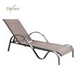 Chaise longue d'extérieur avec accoudoirs incurvés - 11D25E