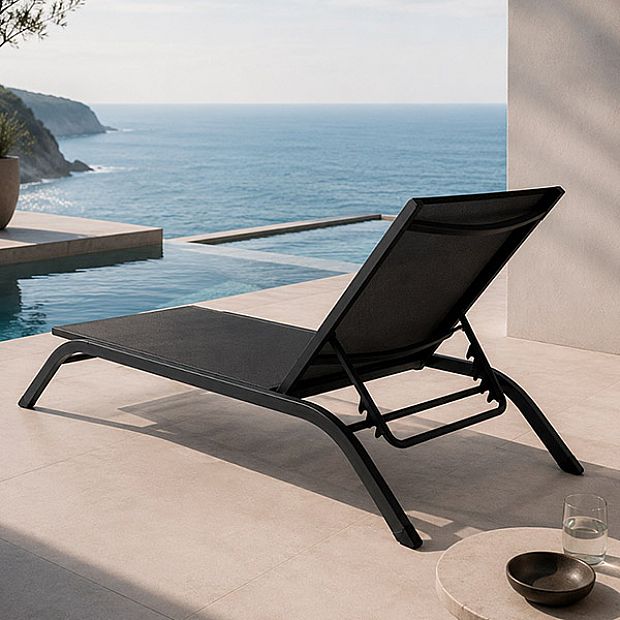 Vente en gros : transat d'extérieur à structure incurvée en aluminium, filet enduit de PVC, dossier réglable, profil bas, pour terrasse ou bord de piscine - 11D25Q